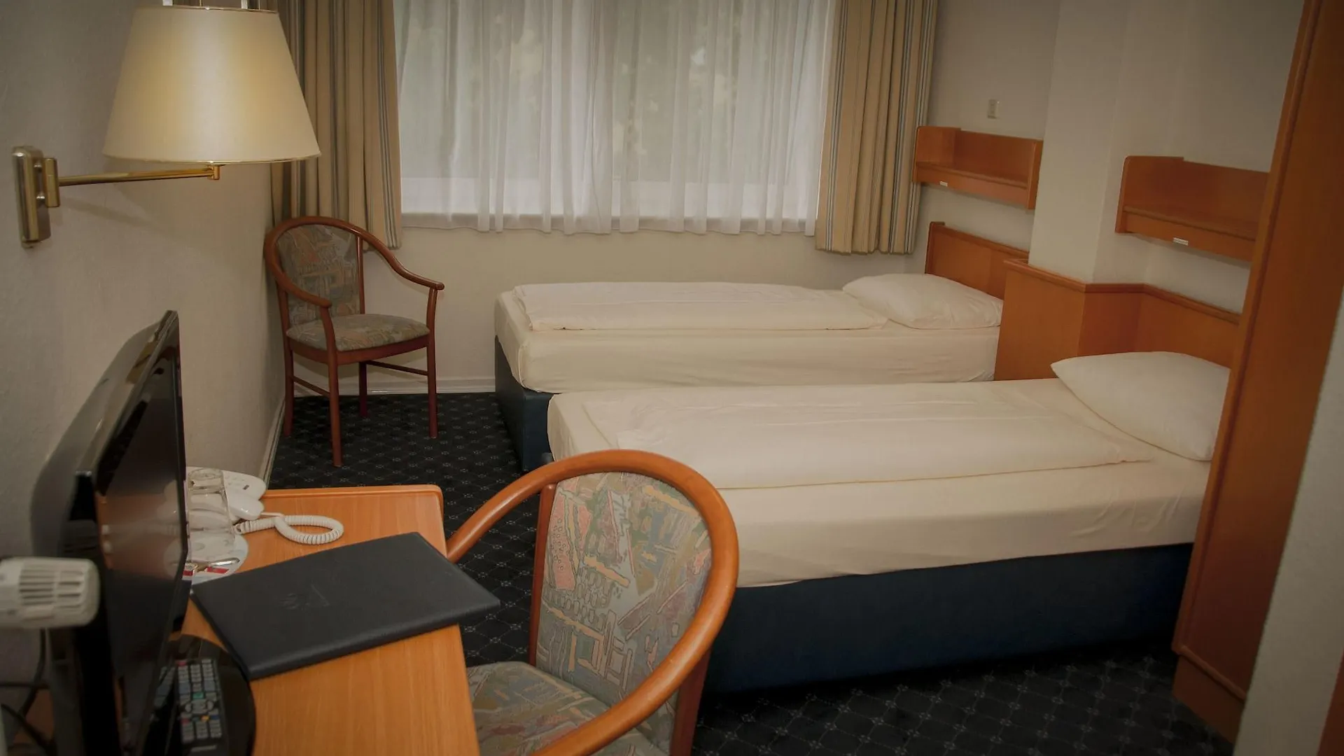Elbbruecken Hotel Hamburg