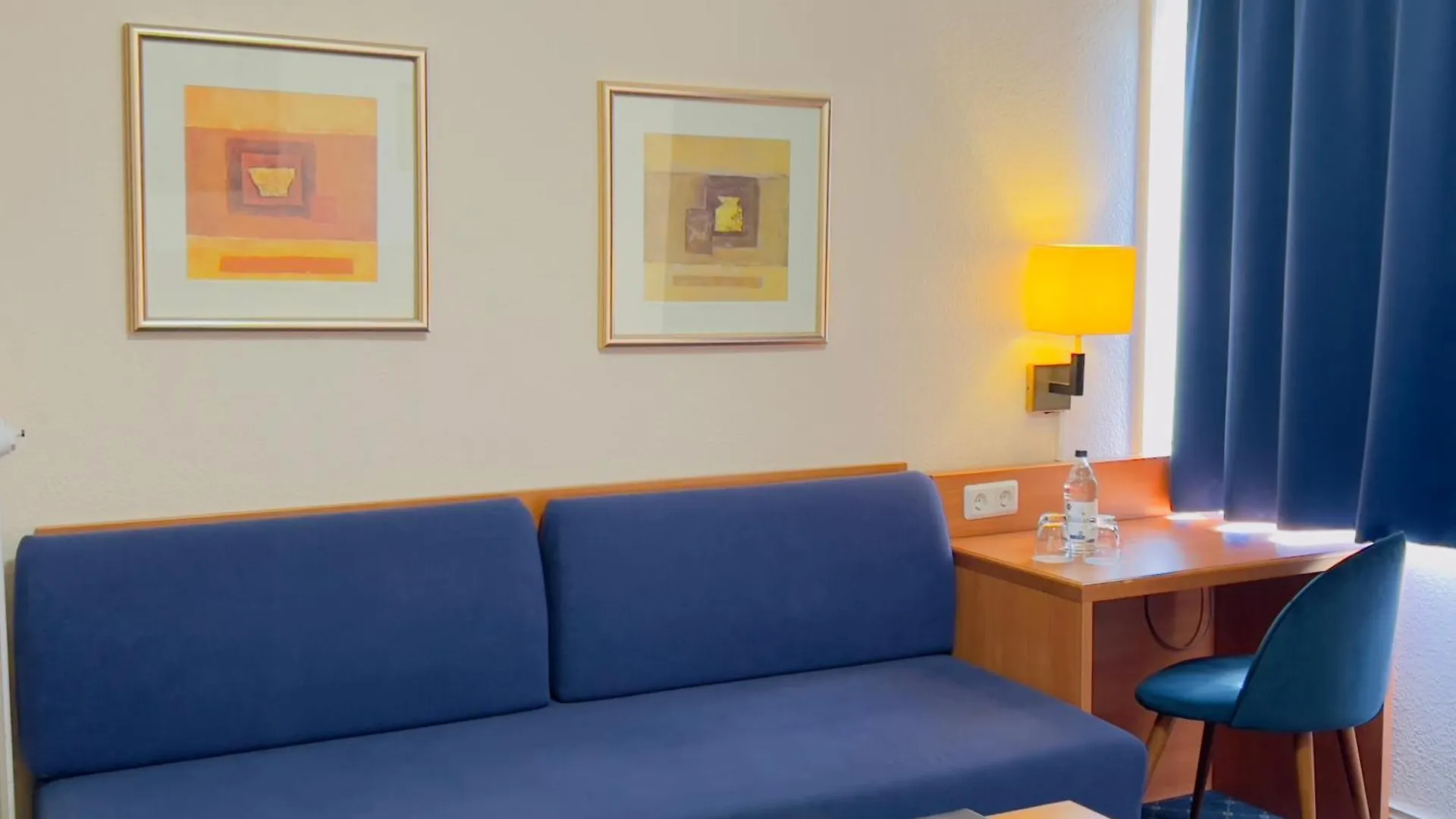 Elbbruecken Hotel Hamburg
