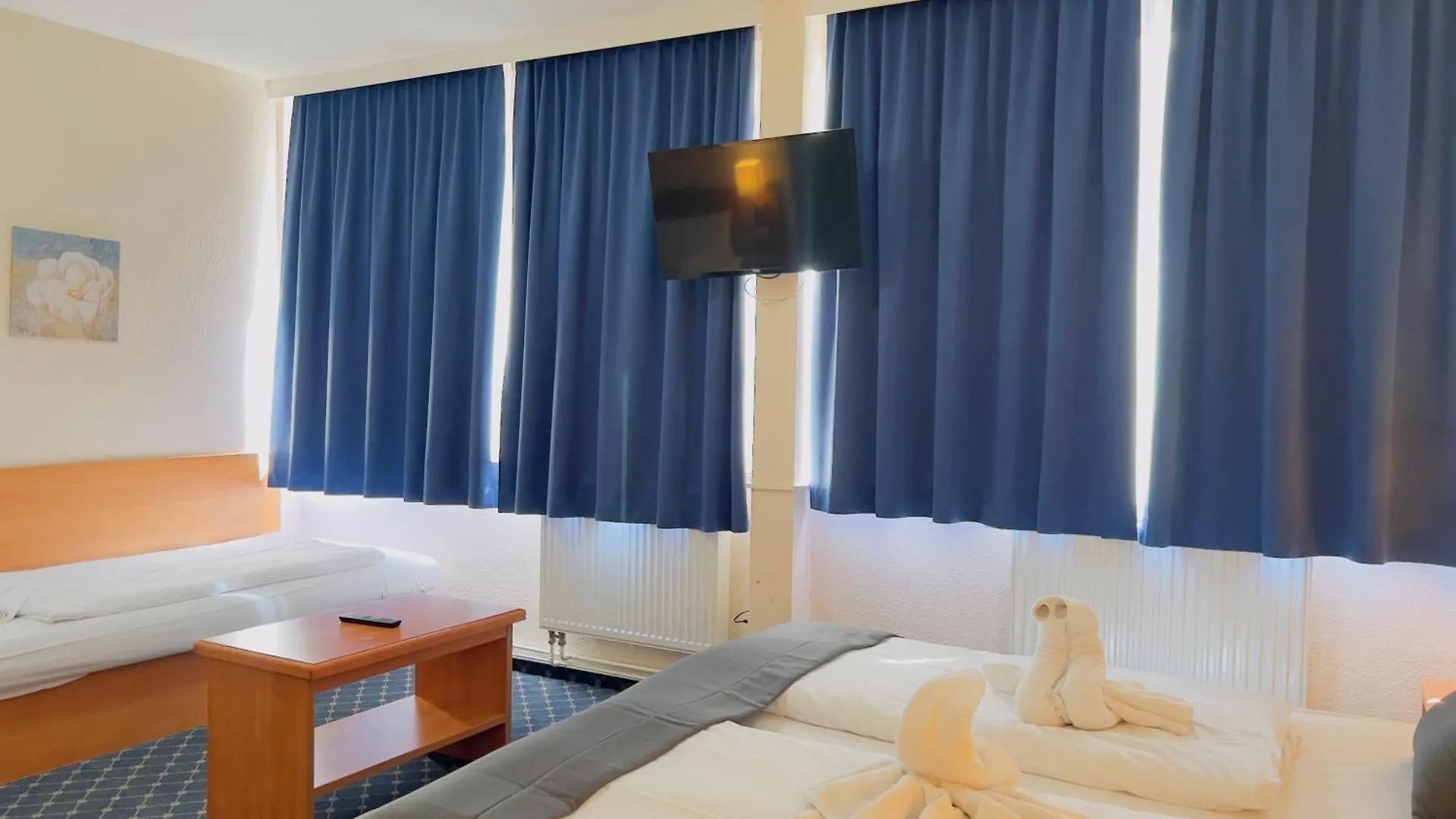***  Elbbruecken Hotel Hamburg Germany