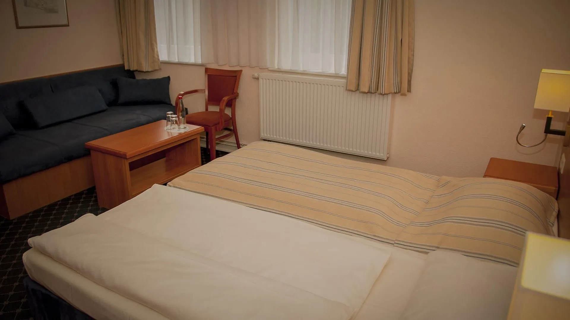 Elbbruecken Hotel Hamburg 3*,