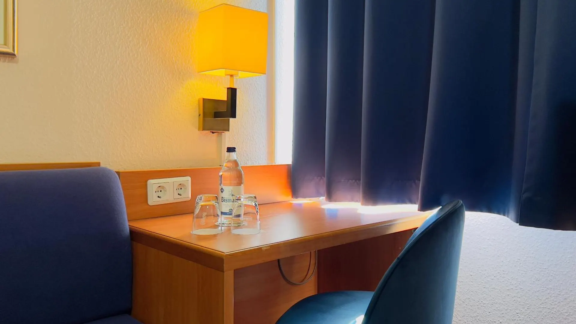 Elbbruecken Hotel Hamborg